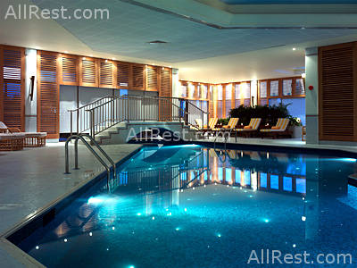 Four Seasons Hotel 43